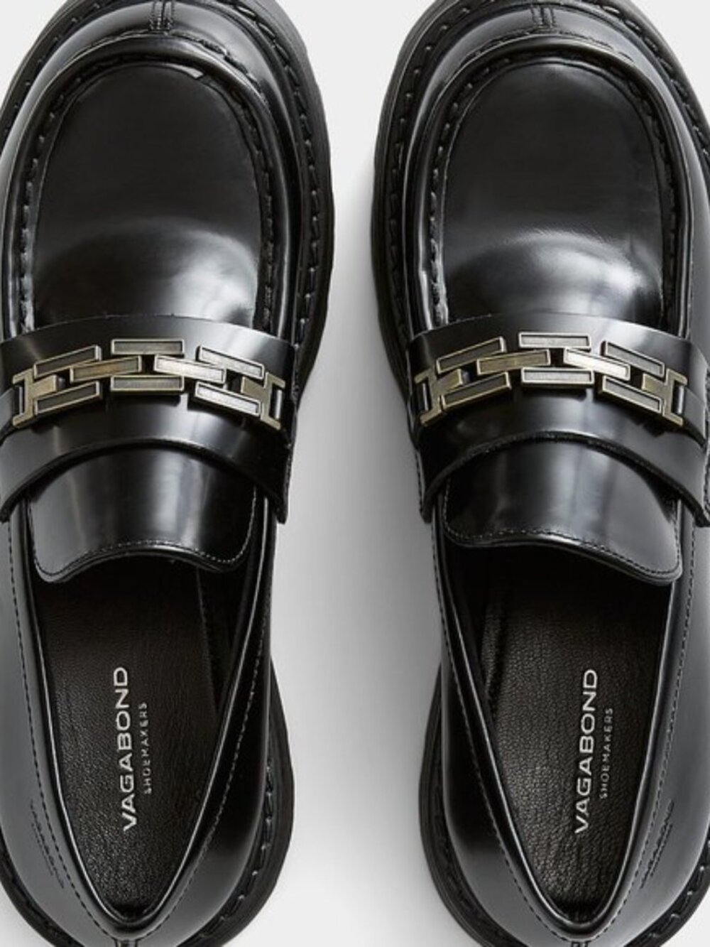 VAGABOND Cosmo 2.0 Chain Glossy Loafer in Black Size EU39